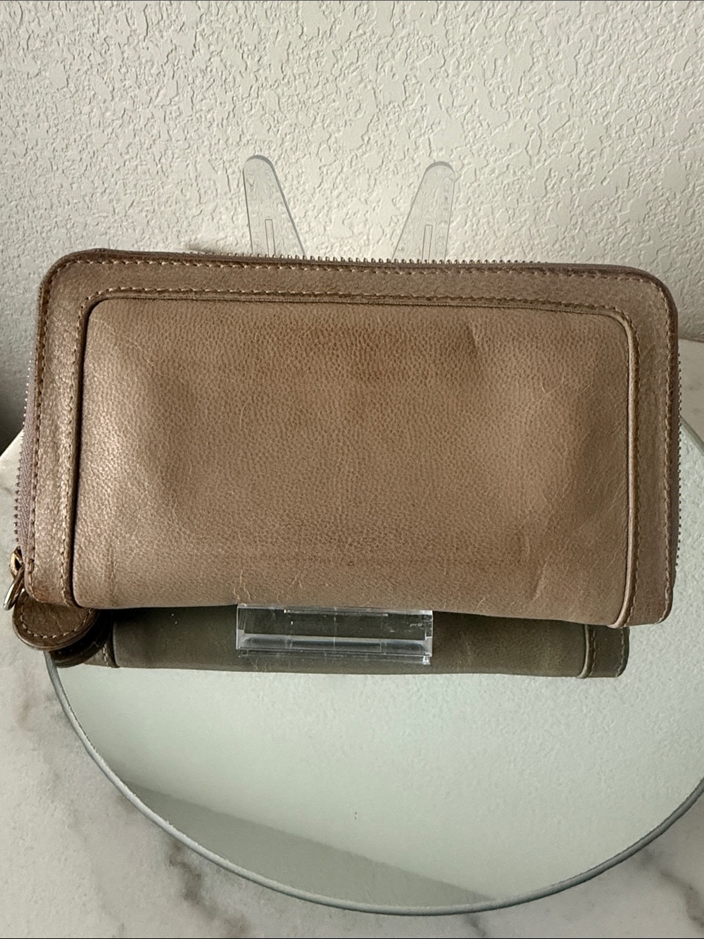 Chloé Marcie taupe zip-around wallet - Picture 6 of 8